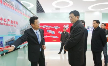 李法泉來(lái)公司調(diào)研